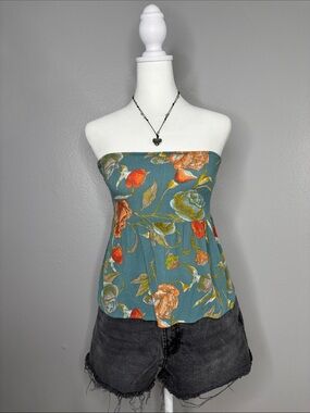 O’neill Strapless Top ‼️LISTING IS FOR TOP ONLY‼️